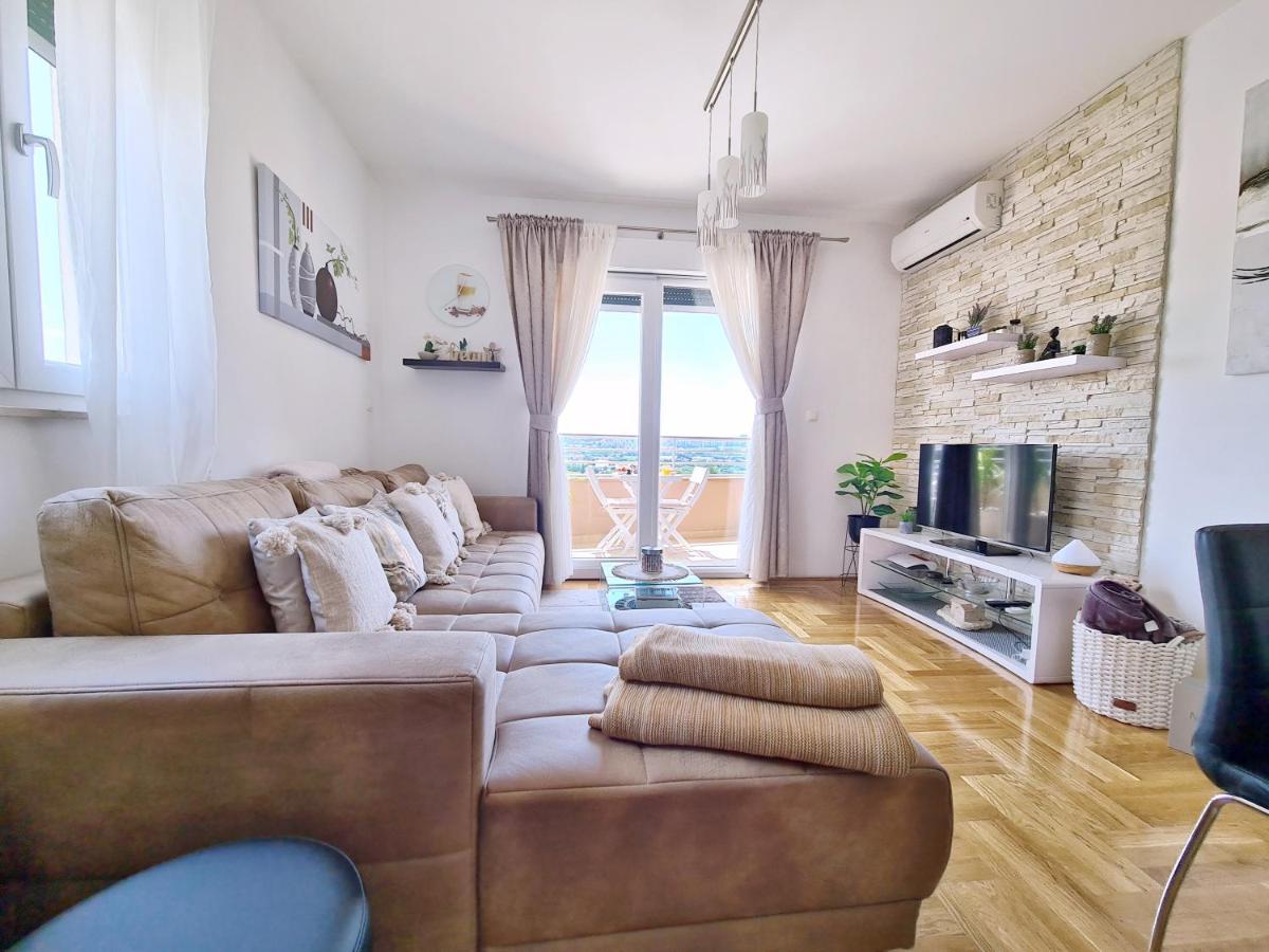 Luxury Apartment Salona Exteriér fotografie