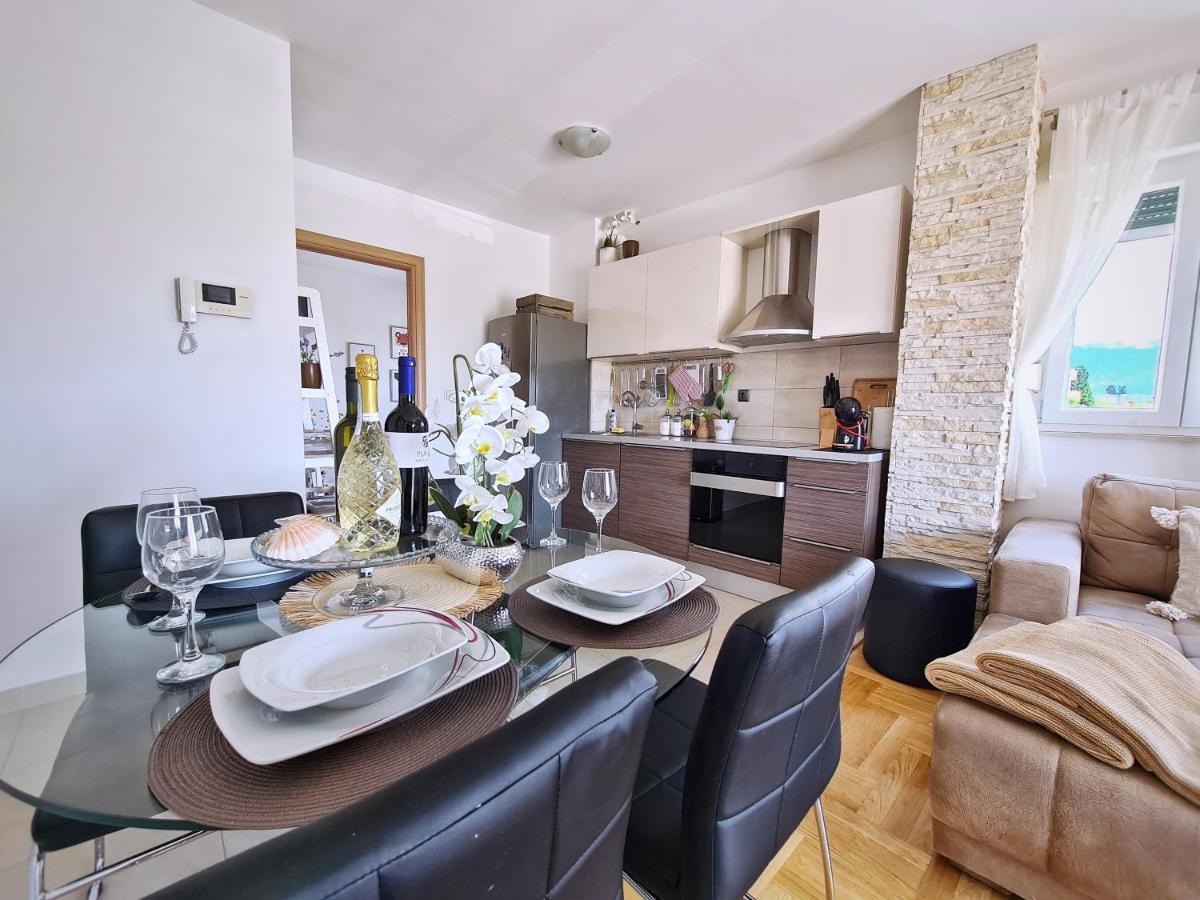 Luxury Apartment Salona Exteriér fotografie